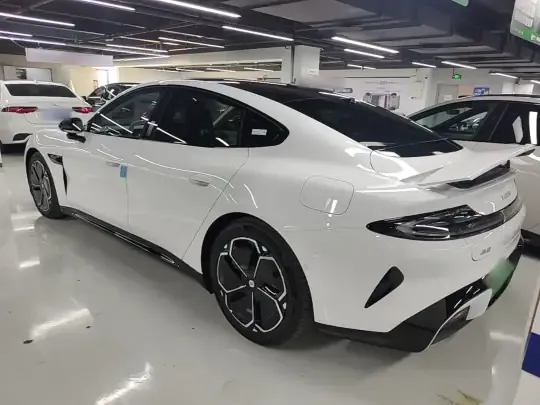 Xiaomi Auto SU7 2026 (100 км)