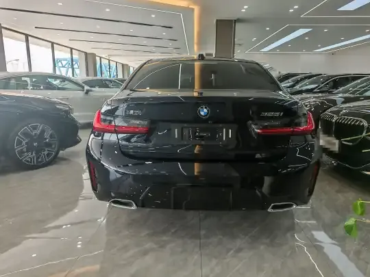 BMW 3 Series 2026 (300 км)