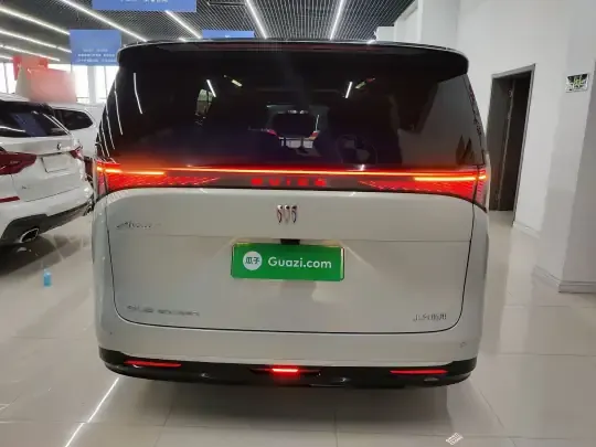Buick Envision Family 2026 (1300 км)
