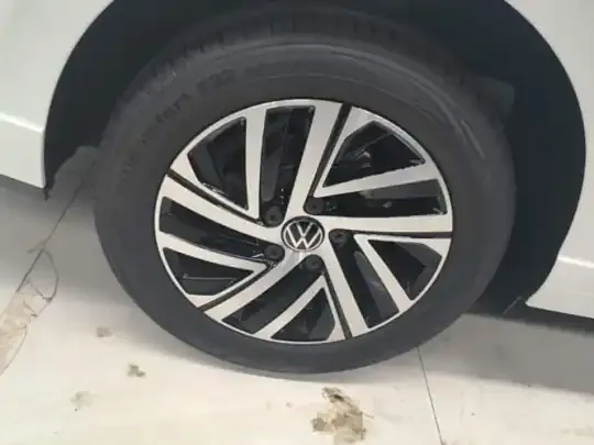 Volkswagen Lavida 2026 (200 км)
