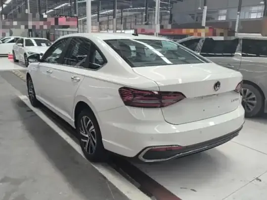 Volkswagen Lavida 2026 (200 км)
