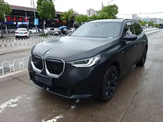 BMW X3 2026 (9900 км)