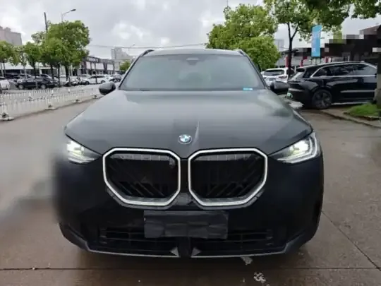 BMW X3 2026 (9900 км)