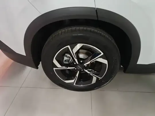 Dongfeng Aeolus L7 New Energy 2026 (100 км)