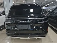 Zeekr 8X 2026 (300 км)