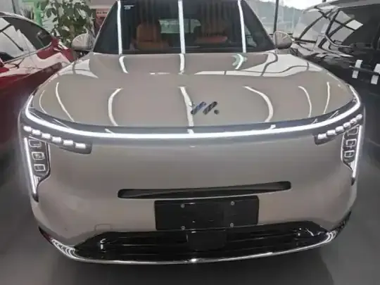IM Zhiji LS8 2026 (3600 км)
