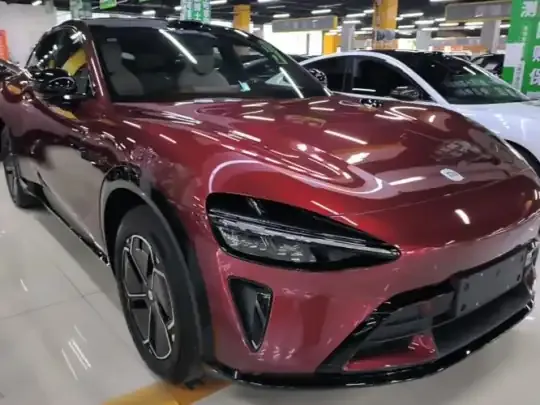 Xiaomi Auto YU7 2026 (100 км)